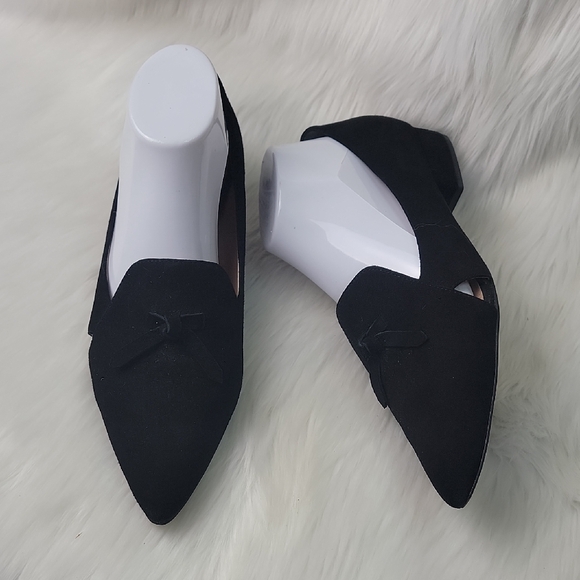 COLE HAAN Black Suede Pointed Toe Cut Out Bow Tie Accent Office Dress Flat Shoes - Picture 1 of 14